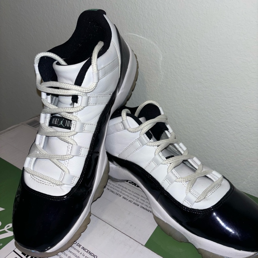Jordan 11 concord